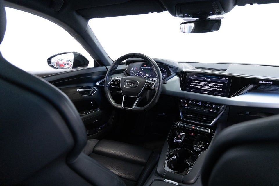 Audi e-tron GT quattro 4d