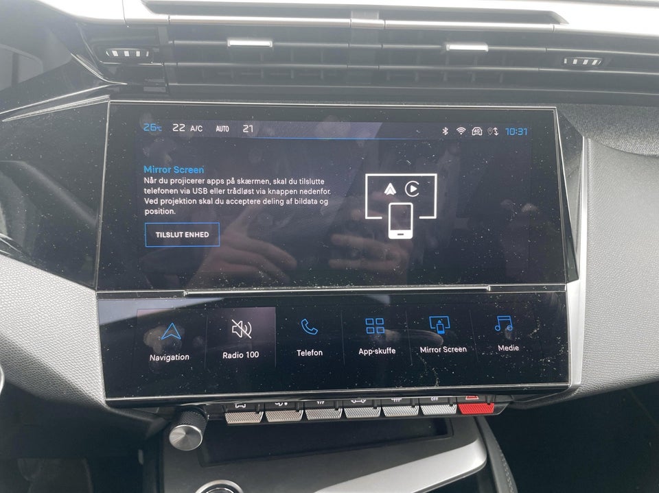 Peugeot 308 1,6 Hybrid First Selection+ EAT8 5d