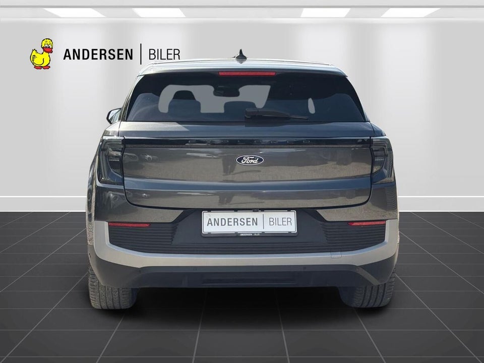 Ford Explorer 77 Premium Extended Range 5d