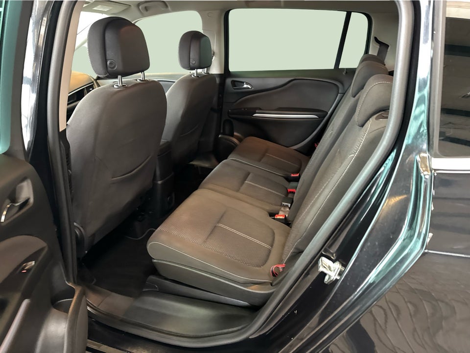 Opel Zafira Tourer 1,6 CDTi 136 Enjoy 7prs 5d