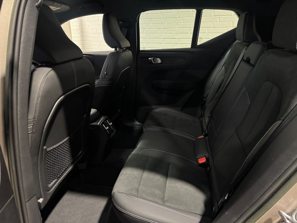 Volvo XC40 P6 ReCharge Core 5d