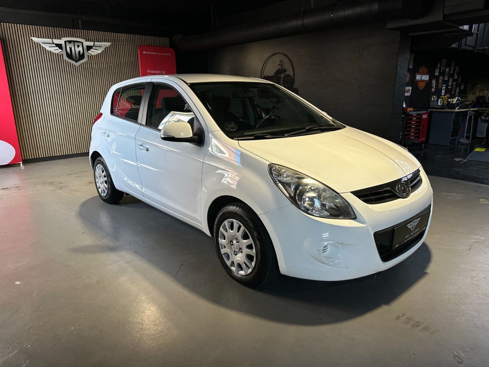 Hyundai i20 1,25 Comfort 5d