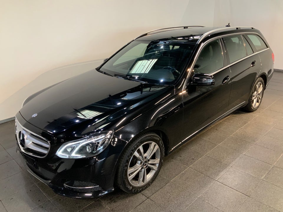 Mercedes E220 2,2 CDi Avantgarde stc. aut. 5d