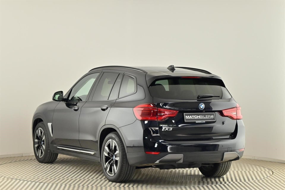 BMW iX3 Charged 5d