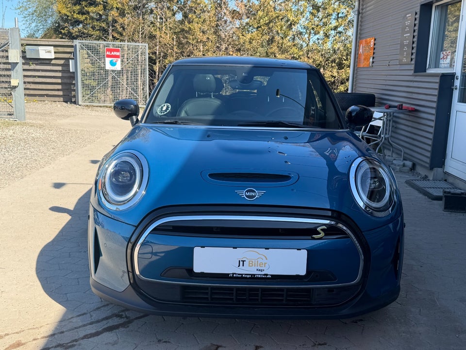 MINI Cooper SE Maximise 3d