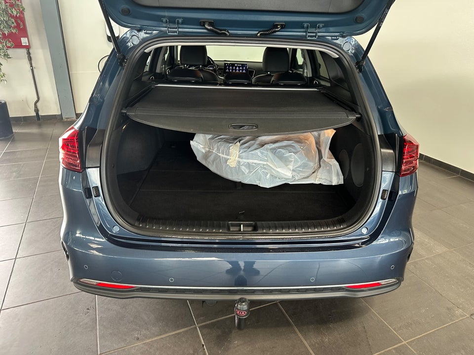 Kia Ceed 1,5 T-GDi mHEV Comfort Upgrade DCT 5d