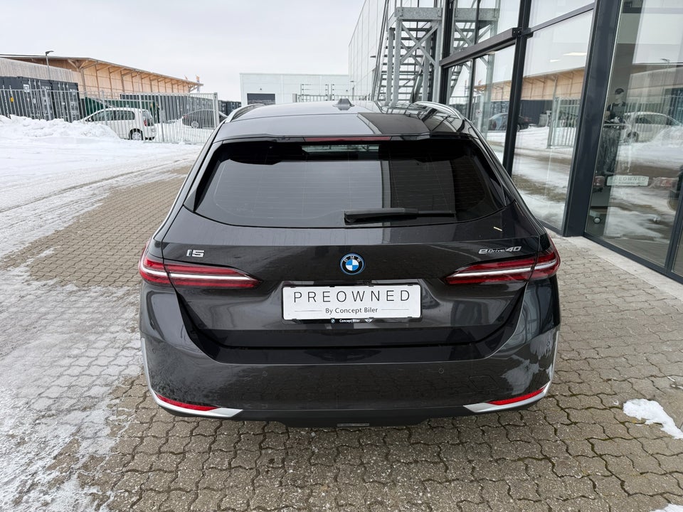 BMW i5 eDrive40 Touring Sport Line 5d