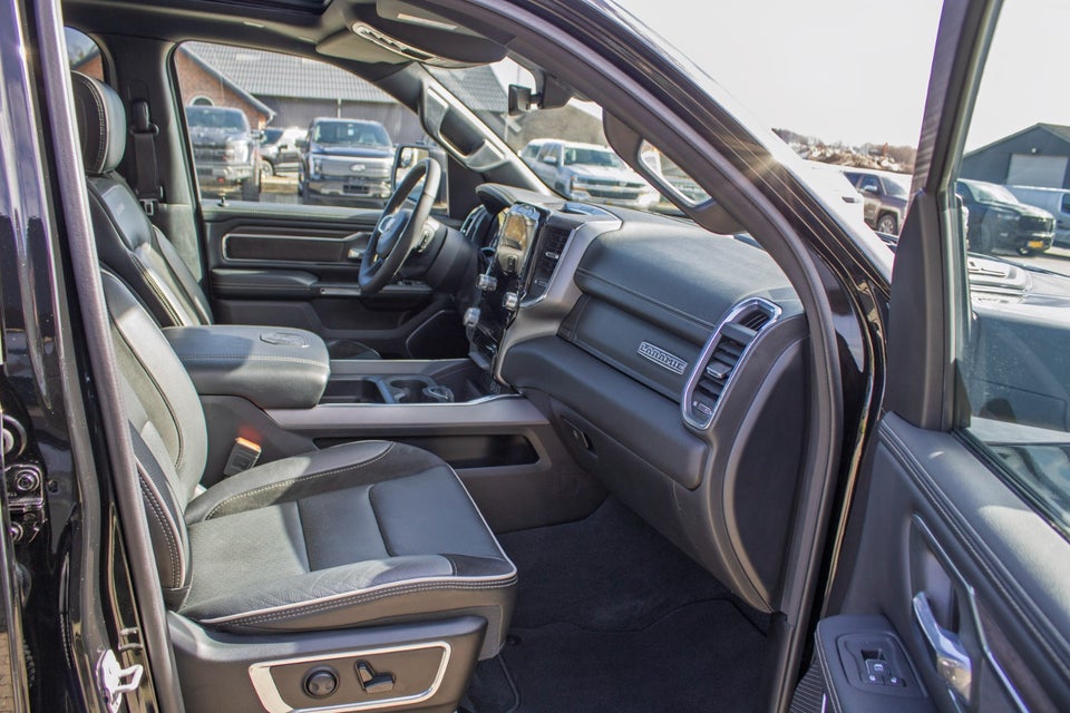 Dodge RAM 1500 3,0 Laramie Sport aut. 4d