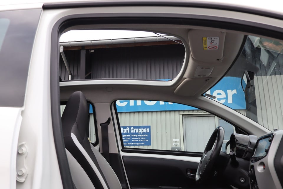 Toyota Aygo 1,0 VVT-i x-sky 5d