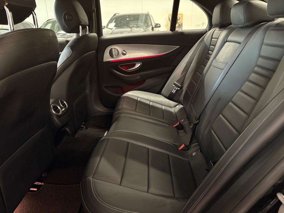 Mercedes E300 de 2,0 AMG Line aut. 4d