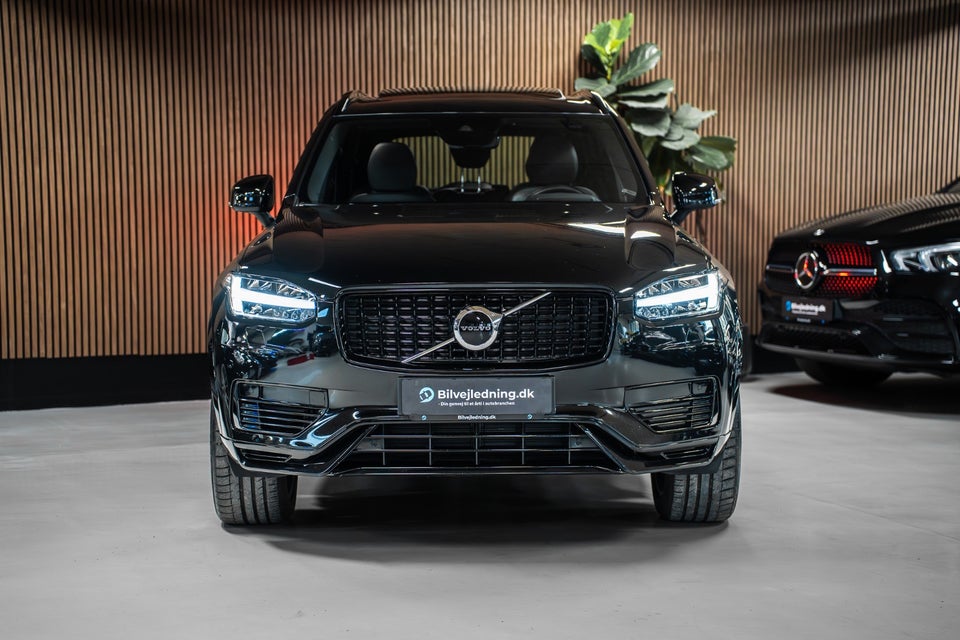 Volvo XC90 2,0 T8 ReCharge R-Design aut. AWD 7prs 5d