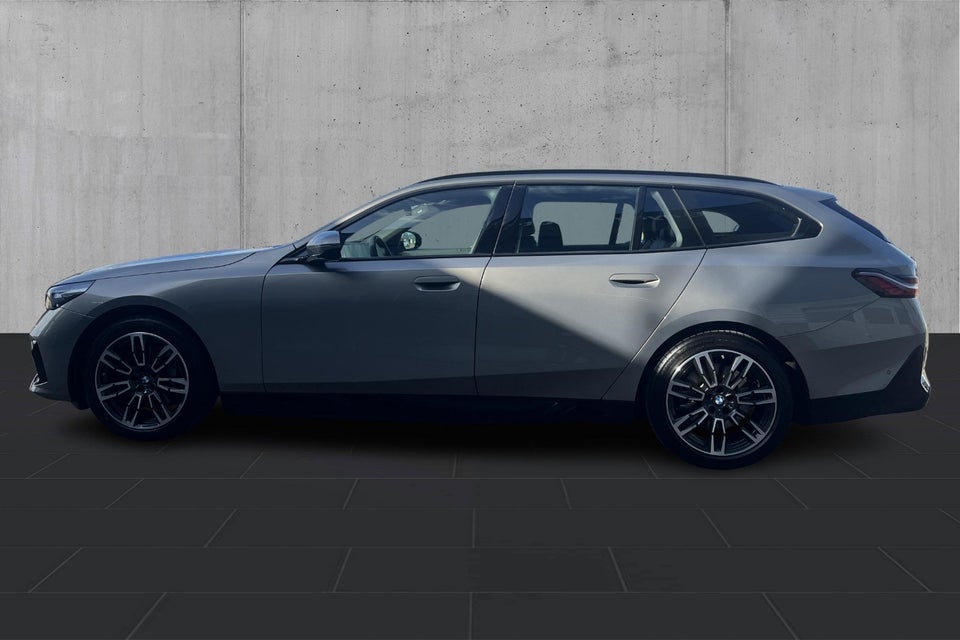 BMW i5 eDrive40 Touring M-Sport 5d