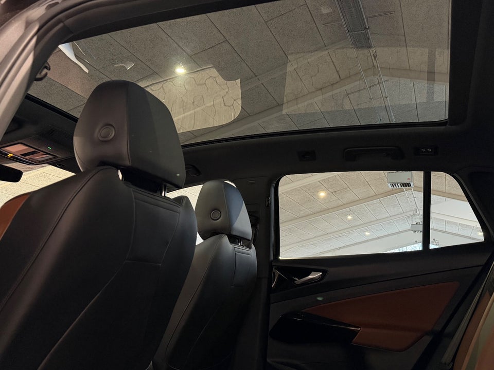 VW ID.4 77 Pro Performance Tech 5d