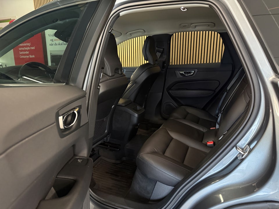 Volvo XC60 2,0 T4 190 Inscription aut. 5d