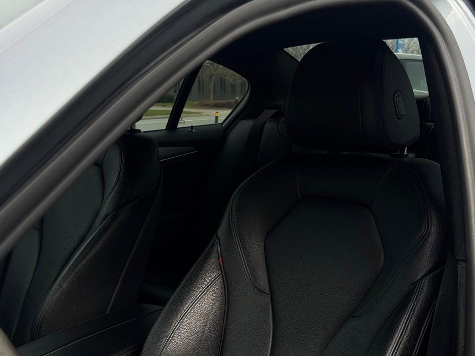 BMW 530d 3,0 M-Sport aut. 4d