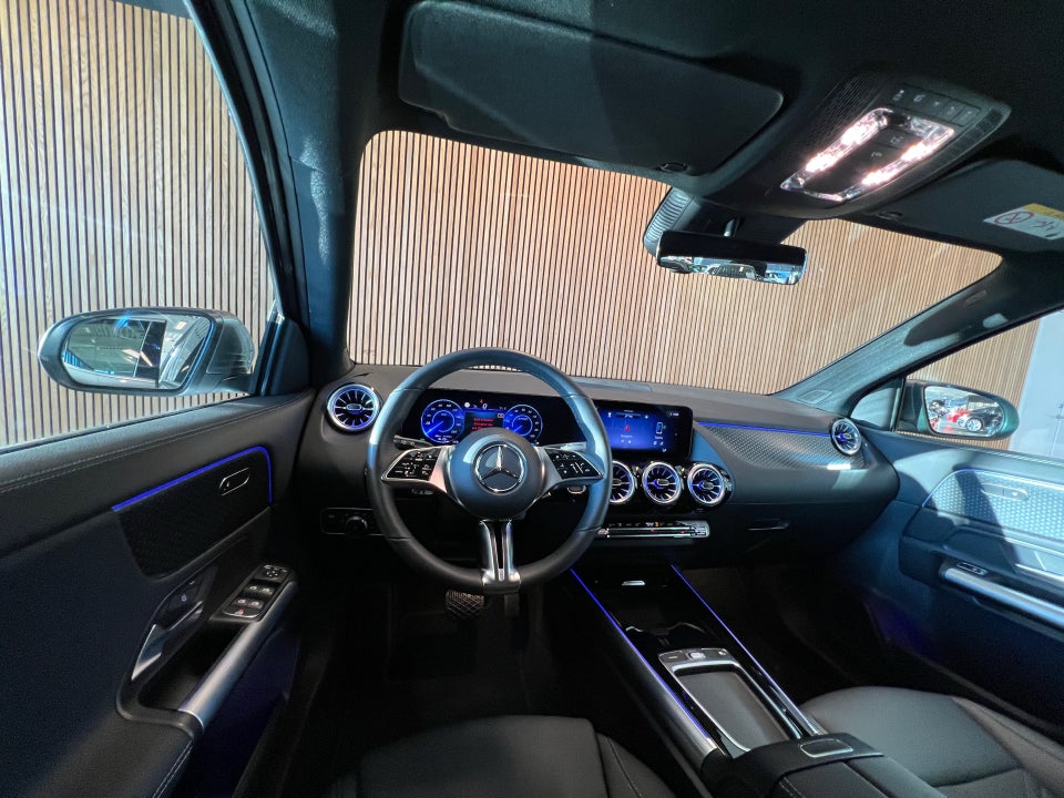 Mercedes EQA250+ Progressive Advance 5d