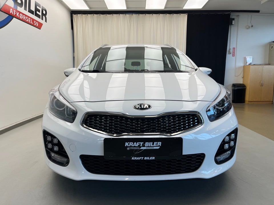 Kia Ceed 1,6 CRDi 136 GT-Line Limited SW 5d