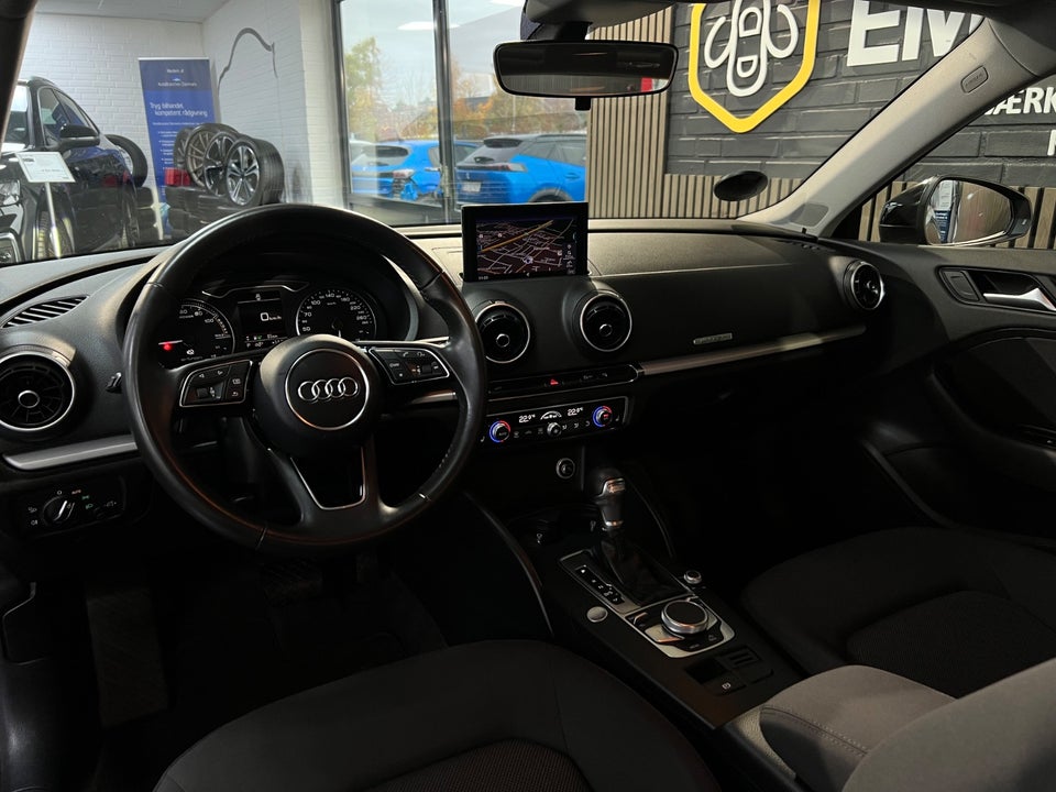 Audi A3 1,4 e-tron Sportback S-tr. 5d