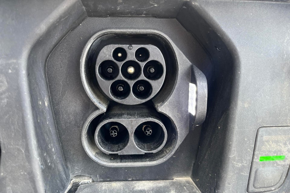 Kia Niro 64 EV Premium 5d