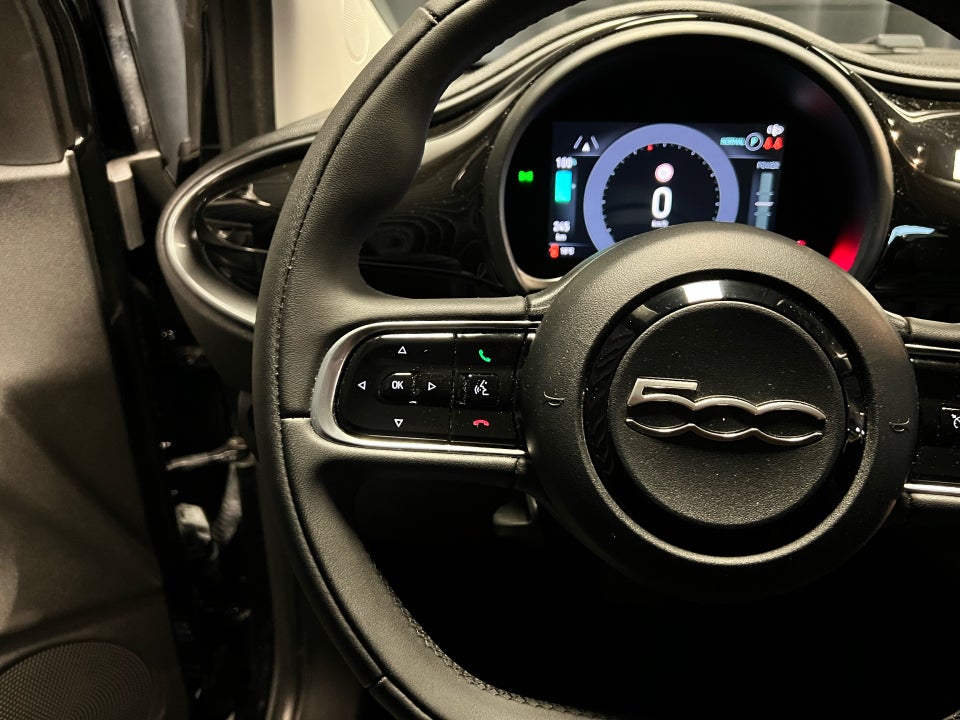 Fiat 500e 42 Icon 3d