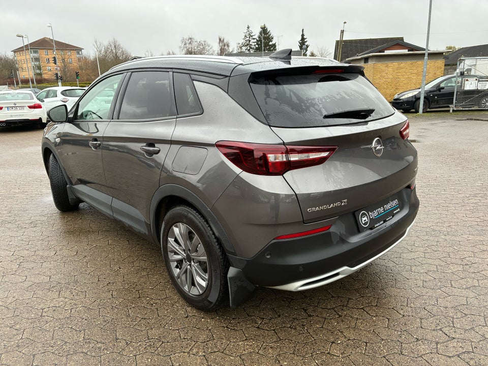 Opel Grandland X 1,6 Hybrid4 Cosmo Prestige aut. 5d