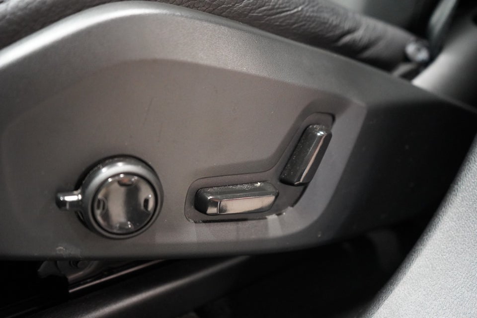 Volvo XC60 2,0 T6 ReCharge Inscription aut. AWD 5d