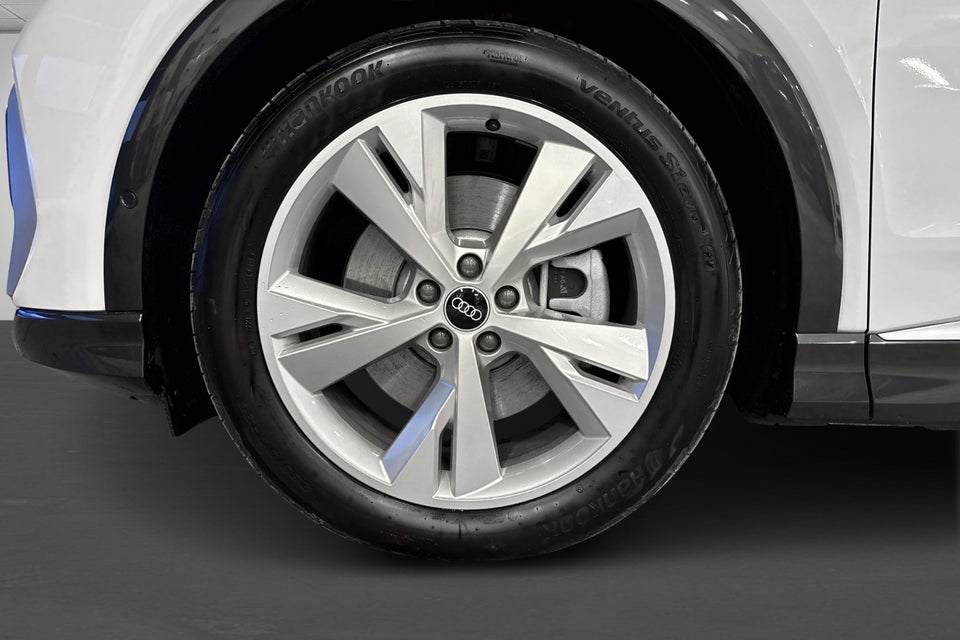 Audi Q4 e-tron 45 S-line 5d