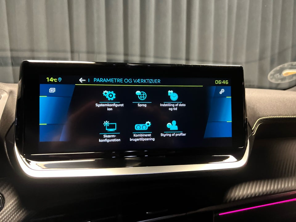 Peugeot e-2008 50 GT 5d