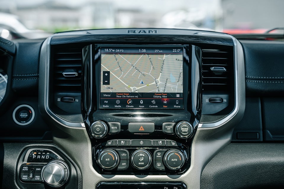 Dodge RAM 1500 5,7 V8 Laramie Crew Cab aut. 4x4 4d