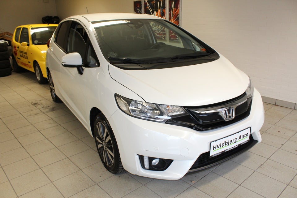 Honda Jazz 1,3 i-VTEC Elegance CVT 5d