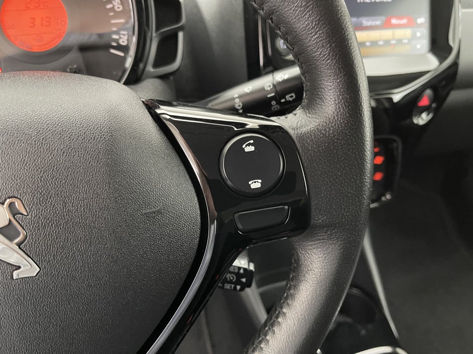 Peugeot 108 1,0 e-VTi 72 Allure+ 5d