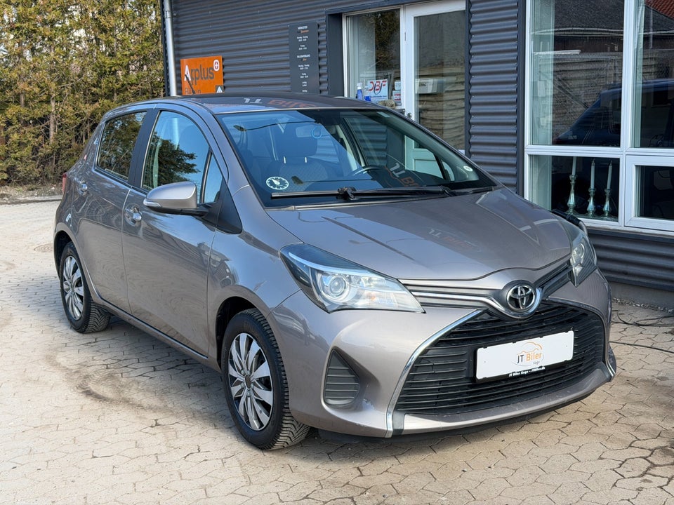 Toyota Yaris 1,0 VVT-i T2 Komfort 5d