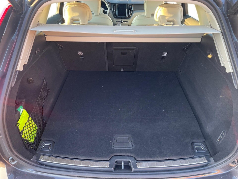 Volvo XC60 2,0 T6 ReCharge Ultra aut. AWD 5d