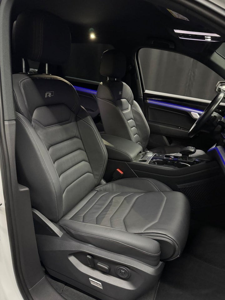 VW Touareg 3,0 TSi 340 R-line aut. 4Motion 5d