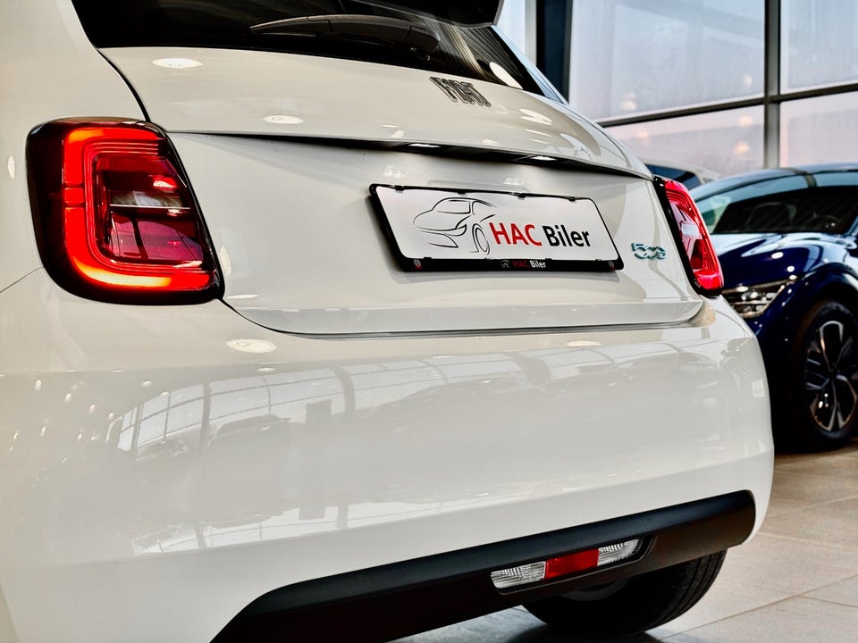 Fiat 500e 24 Icon 3d