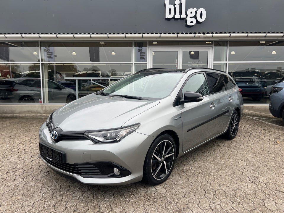 Toyota Auris 1,8 Hybrid H2 Selected Touring Sports CVT 5d