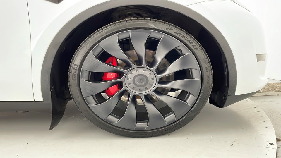 Tesla Model Y Performance AWD 5d