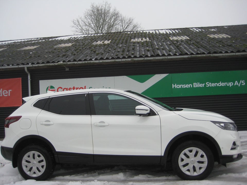 Nissan Qashqai 1,5 dCi 115 N-Connecta 5d