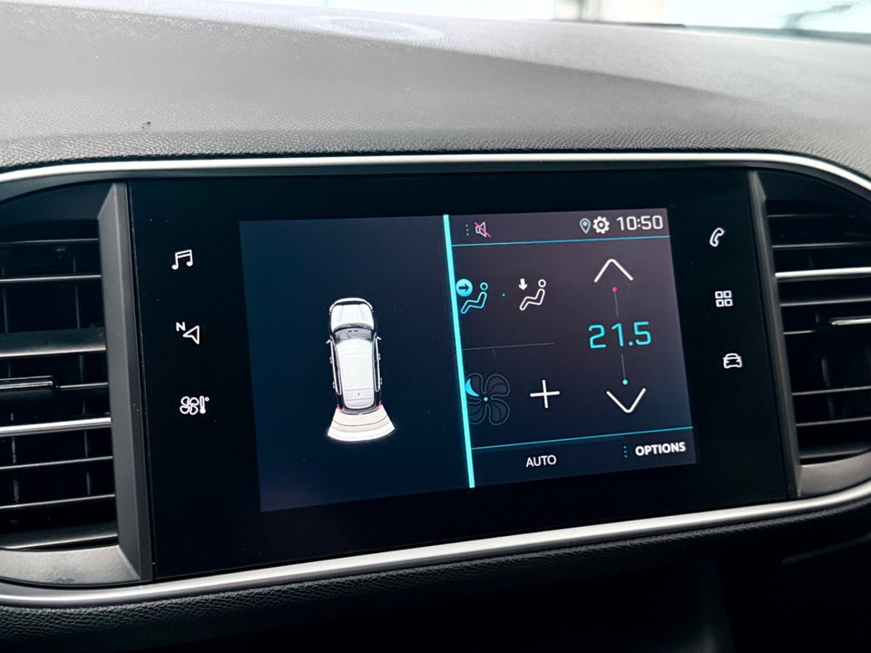 Peugeot 308 1,5 BlueHDi 130 Style 5d