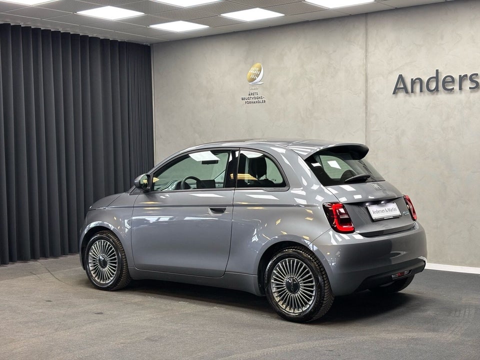 Fiat 500e 42 Icon 3d