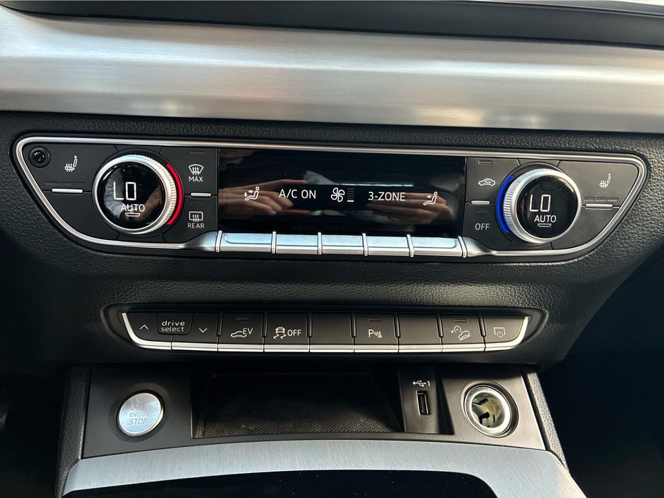 Audi Q5 50 TFSi e S-line quattro S-tr. 5d