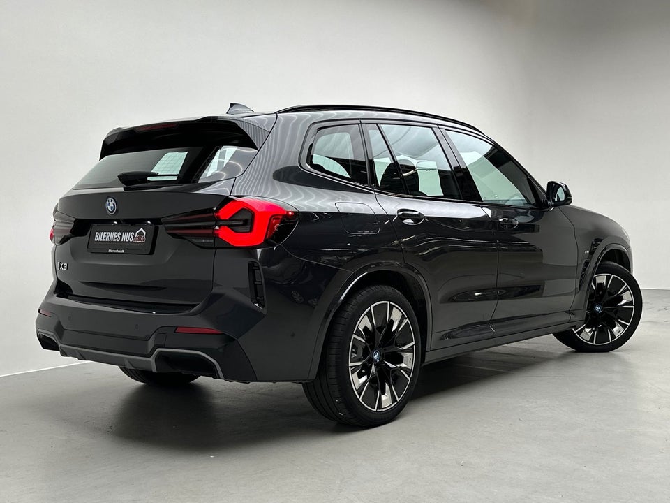 BMW iX3 Charged Plus M-Sport 5d