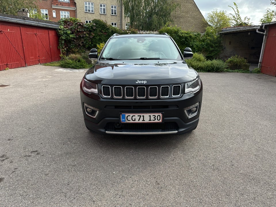 Jeep Compass 1,6 M-Jet 120 Limited 5d