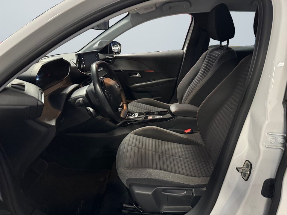 Peugeot e-208 50 Active 5d