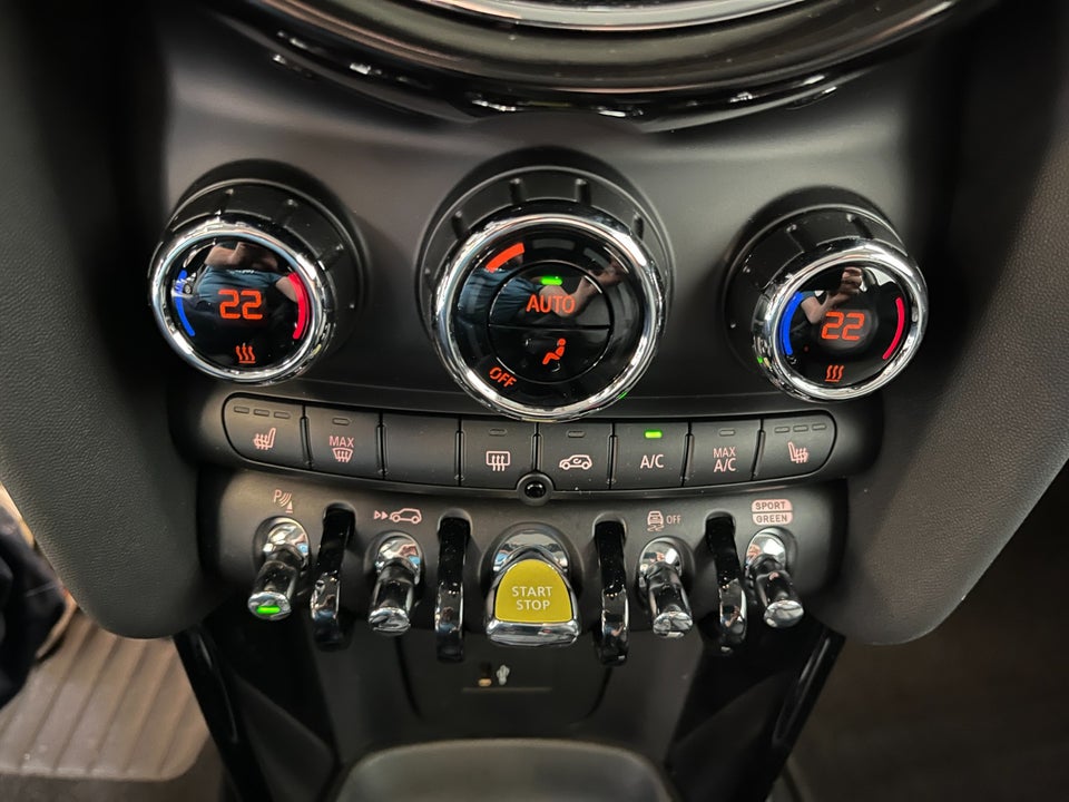 MINI Cooper SE Classic Trim 3d