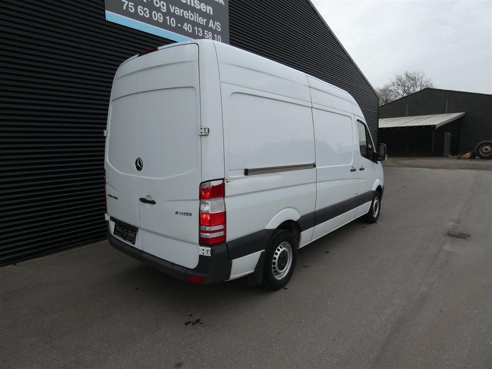 Mercedes Sprinter 211 2,2 CDi R2 Kassevogn 5d