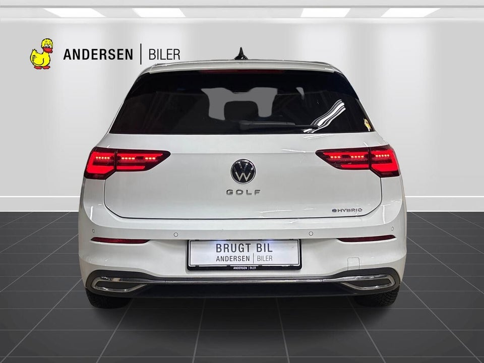 VW Golf VIII 1,4 eHybrid DSG 5d