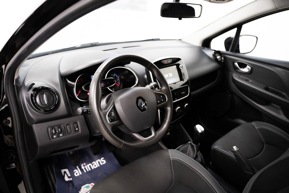 Renault Clio IV 0,9 TCe 90 Expression 5d
