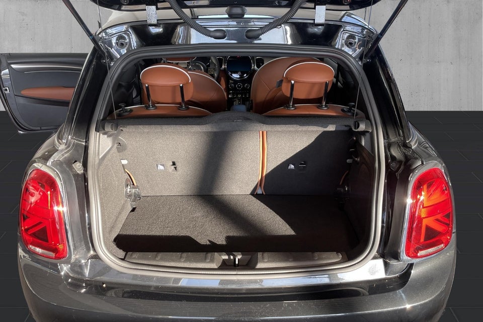 MINI Cooper SE Younique Trim 3d