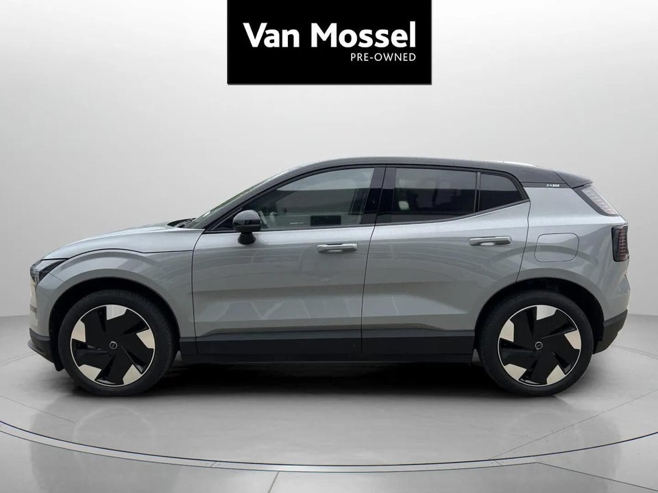 Volvo EX30 Extended Range Plus 5d